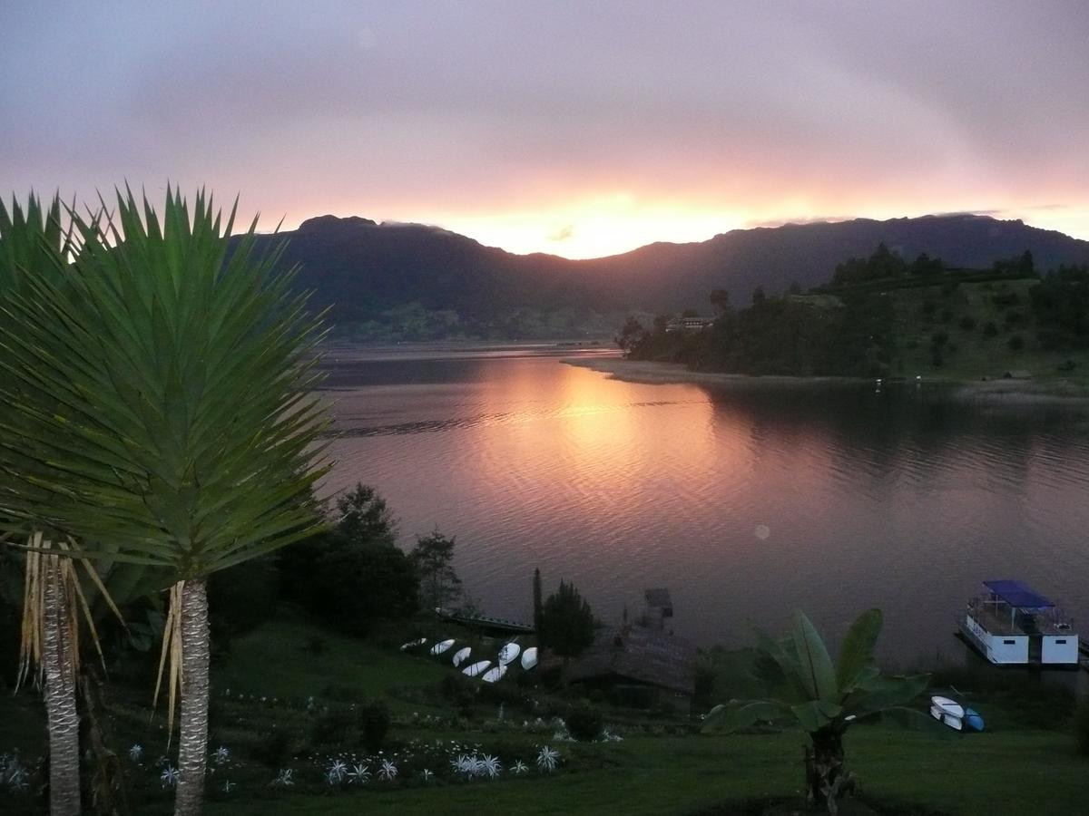 Hermosa Cabana En La Cocha-Finca Indiana El Encano Phòng bức ảnh